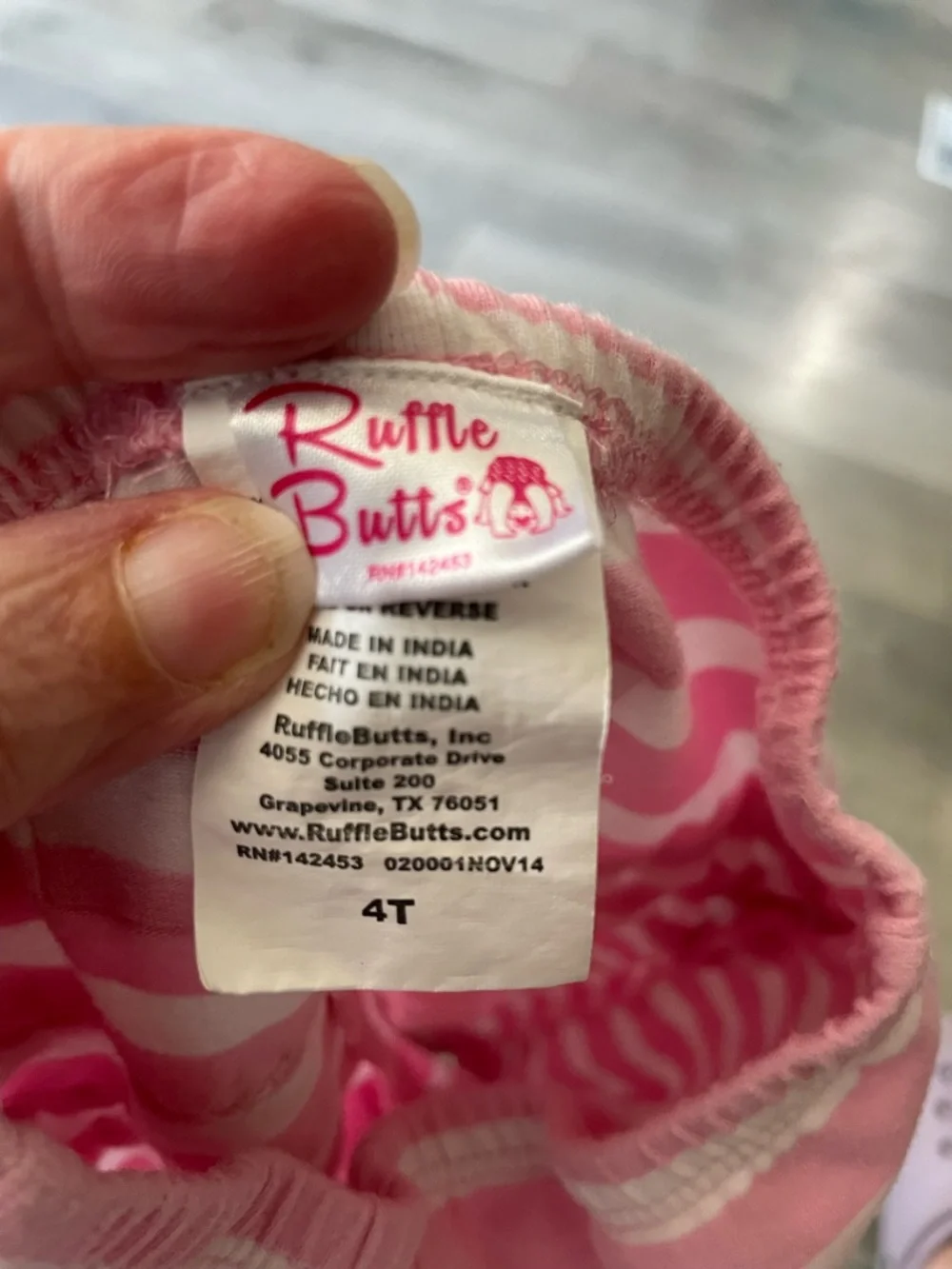 Classic RuffleButts Shorts - Picture 3 of 3